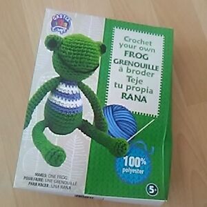 💲1⃣▶🔛Green Crochet Frog Kit